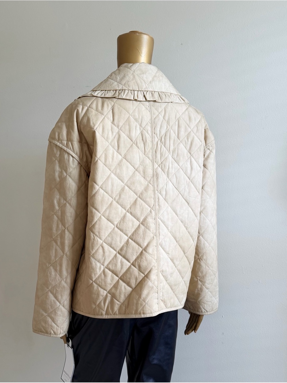 Quilted Ruffle-Collar Puffer Jacket - Beige - Picture 7 of 11